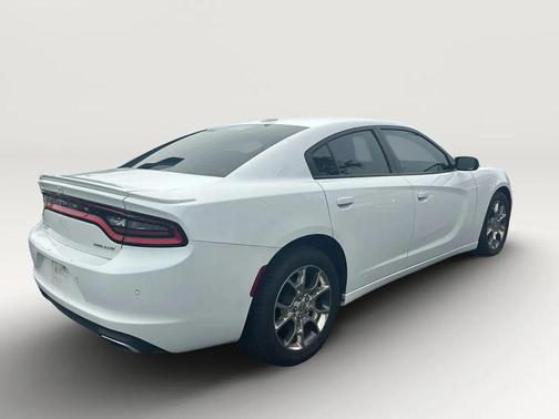 Bright White Clearcoat 2016 Dodge Charger SXT