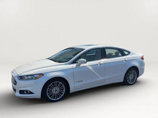 2014 Ford Fusion Hybrid SE