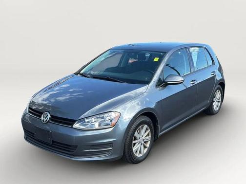 Platinum Gray Metallic 2016 Volkswagen Golf TSI S 4-Door