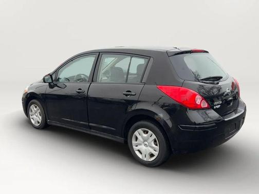 2012 Nissan Versa 1.8 S