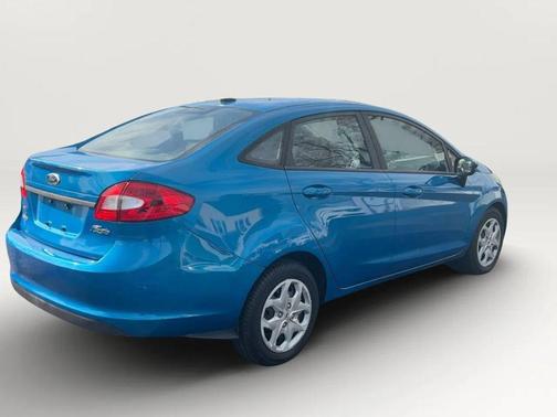 2013 Ford Fiesta SE