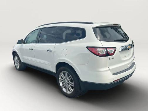 White 2014 Chevrolet Traverse 1LT