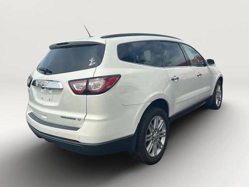 White 2014 Chevrolet Traverse 1LT