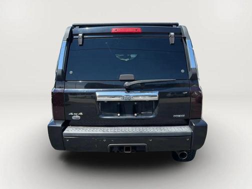 Black 2008 Jeep Commander Sport