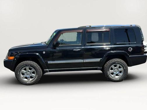 Black 2008 Jeep Commander Sport