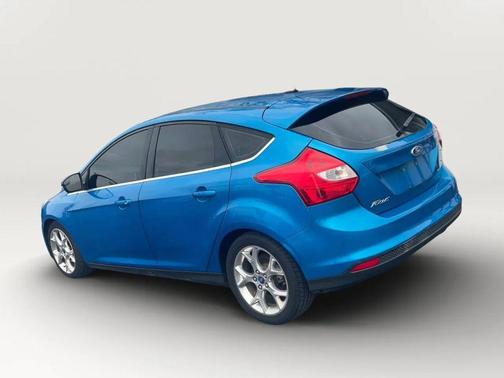 Blue Candy Metallic 2012 Ford Focus SEL