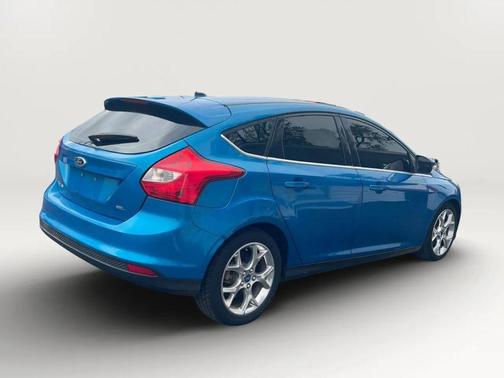 Blue Candy Metallic 2012 Ford Focus SEL