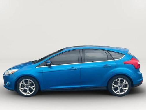 Blue Candy Metallic 2012 Ford Focus SEL