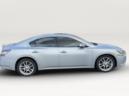 Navy Blue Metallic 2013 Nissan Maxima S