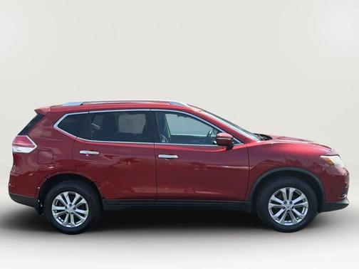 Burgundy 2015 Nissan Rogue SV