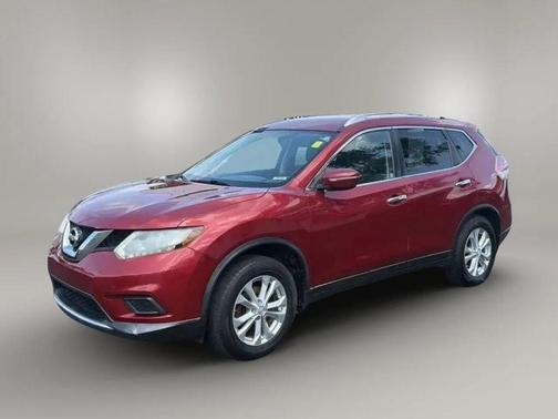 Burgundy 2015 Nissan Rogue SV