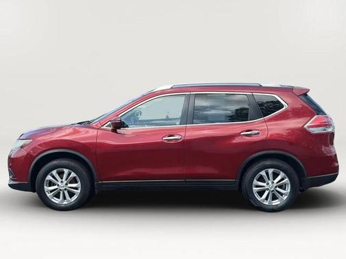 Burgundy 2015 Nissan Rogue SV