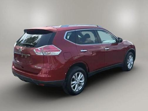 Burgundy 2015 Nissan Rogue SV