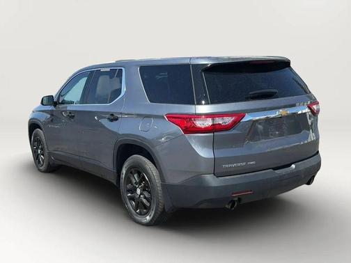Gray 2018 Chevrolet Traverse LS