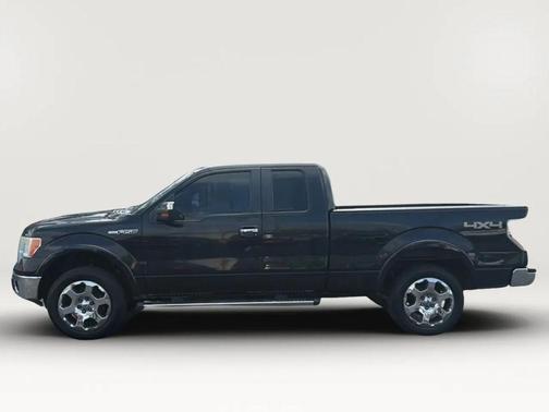 Black 2011 Ford F-150 Lariat
