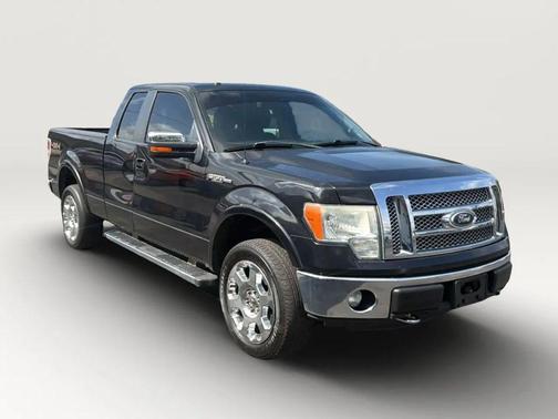 Black 2011 Ford F-150 Lariat