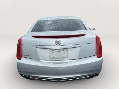 Radiant Silver Metallic 2013 Cadillac XTS Luxury