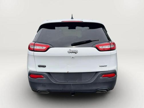 Bright White Clearcoat 2016 Jeep Cherokee Sport