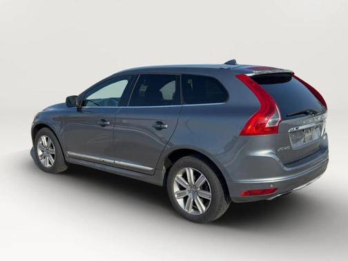 2016 Volvo XC60 T5 Premier