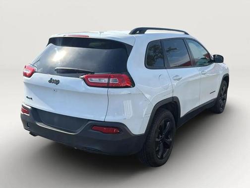 Bright White Clearcoat 2018 Jeep Cherokee Latitude