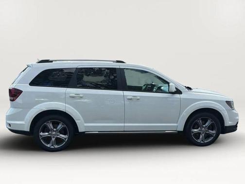 Vice White 2017 Dodge Journey Crossroad