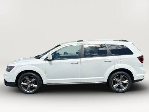Vice White 2017 Dodge Journey Crossroad