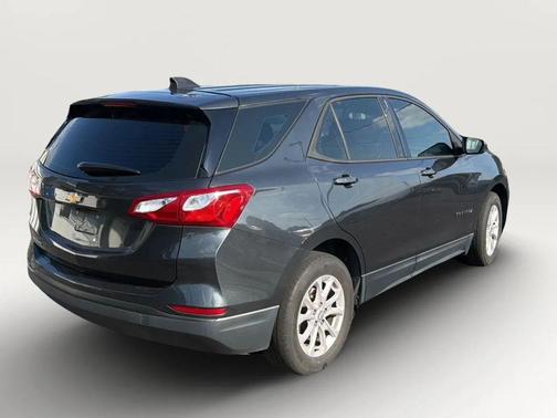 Nightfall Gray Metallic 2019 Chevrolet Equinox LS