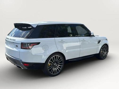 White 2018 Land Rover Range Rover Sport HSE