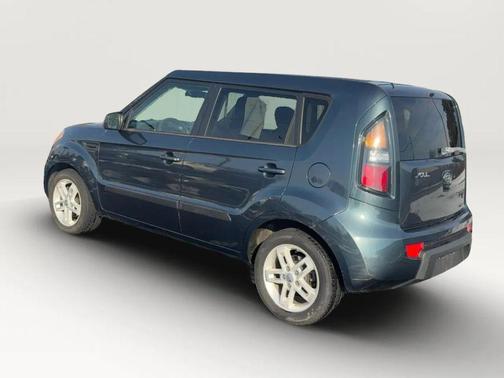 2011 Kia Soul +