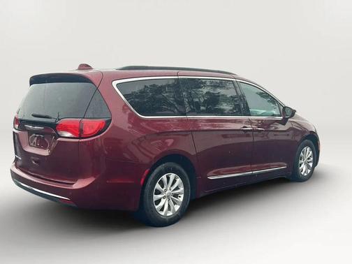 Velvet Red Pearlcoat 2017 Chrysler Pacifica Touring-L