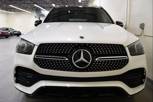 Manufaktur Diamond White Metallic 2022 Mercedes-Benz GLE 580 AWD 4MATIC
