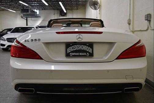 2014 Mercedes-Benz SL-Class SL 550 2dr Convertible