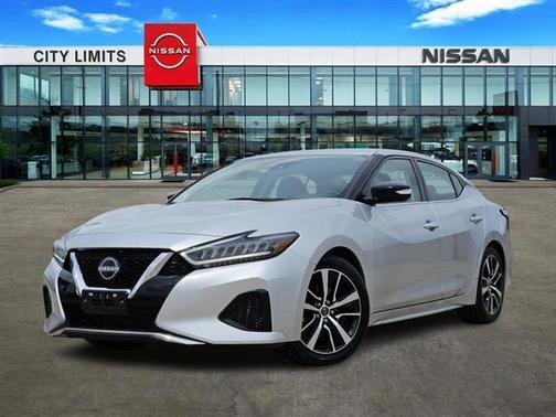 2023 Nissan Maxima SV