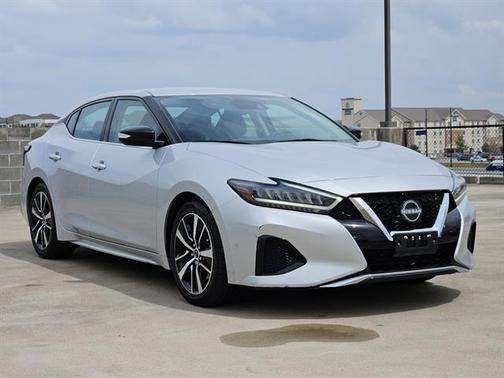 2023 Nissan Maxima SV