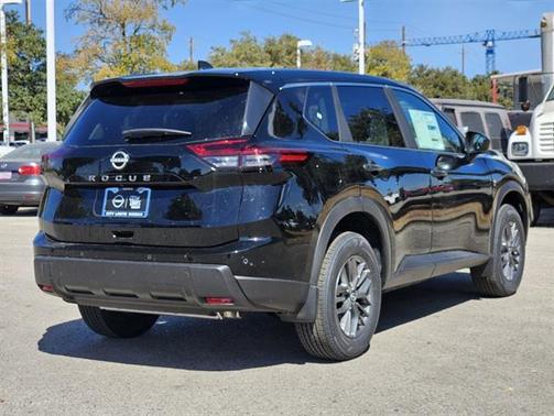 2025 Nissan Rogue S