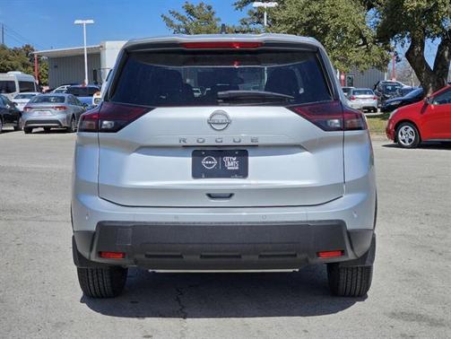 2025 Nissan Rogue S