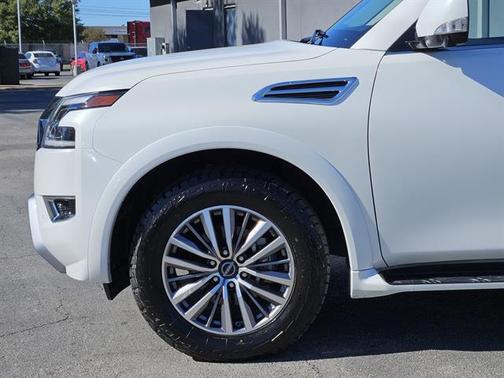 2024 Nissan Armada SL