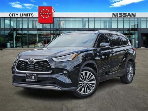 2022 Toyota Highlander Platinum