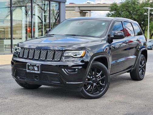 2022 Jeep Grand Cherokee WK Laredo