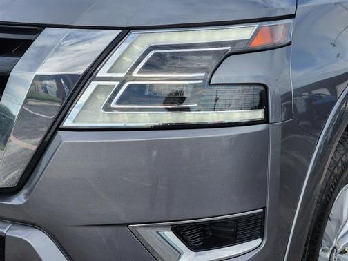 2022 Nissan Armada SV