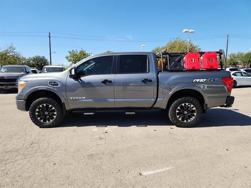2017 Nissan Titan PRO-4X