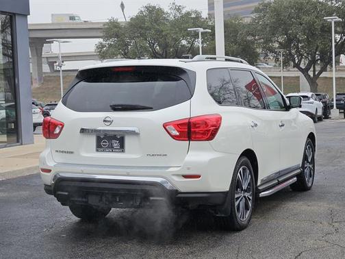 2018 Nissan Pathfinder Platinum