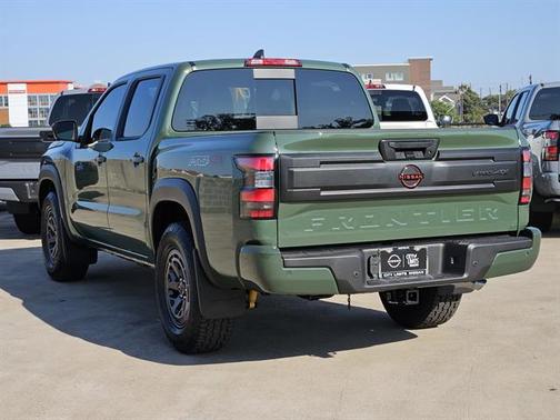 2025 Nissan Frontier PRO-4X