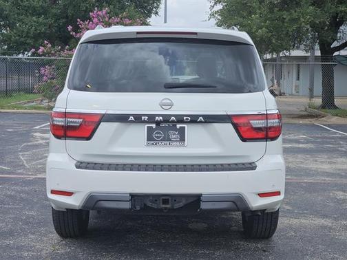 2023 Nissan Armada SV