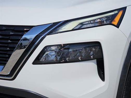 2022 Nissan Rogue S