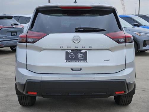 2025 Nissan Rogue S