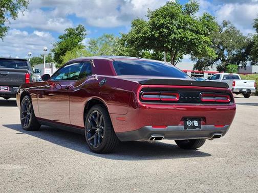 2021 Dodge Challenger SXT