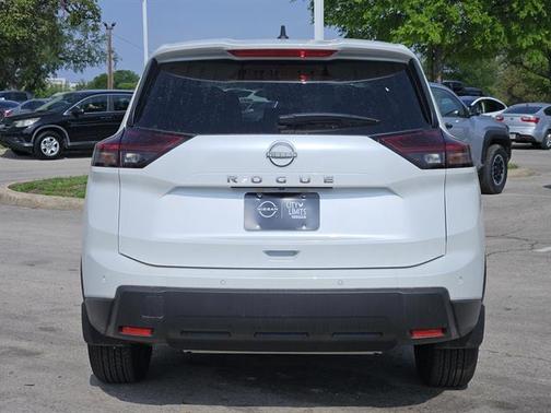 2025 Nissan Rogue S