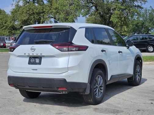 2025 Nissan Rogue S