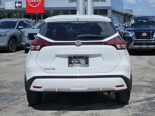 2024 Nissan Kicks S